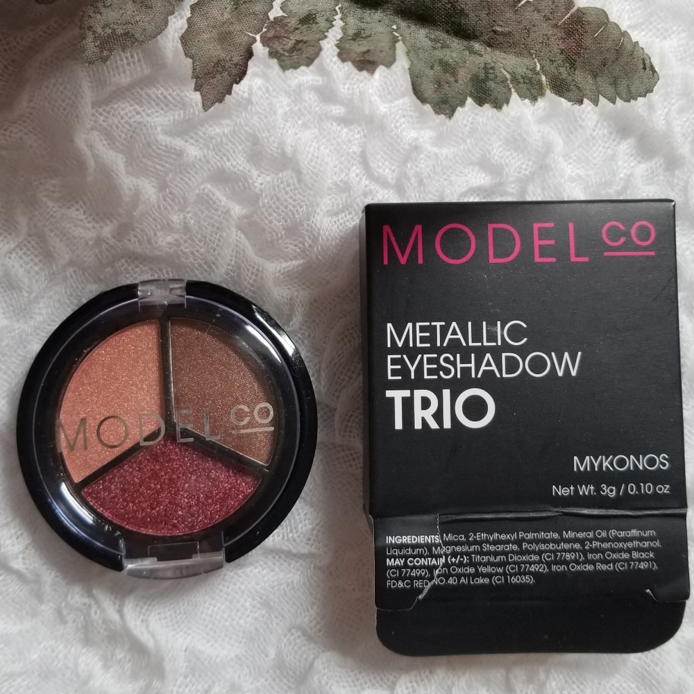 Model Co Mykonos Metallic Eyeshadow Trio